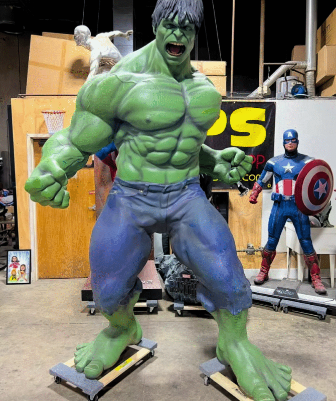 Hulk Model - Image 3