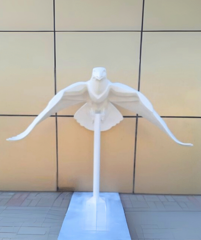 Bird Sculpture - Image 4