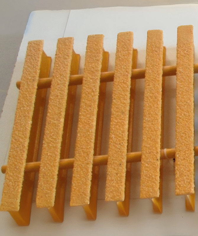 Grating - Image 6
